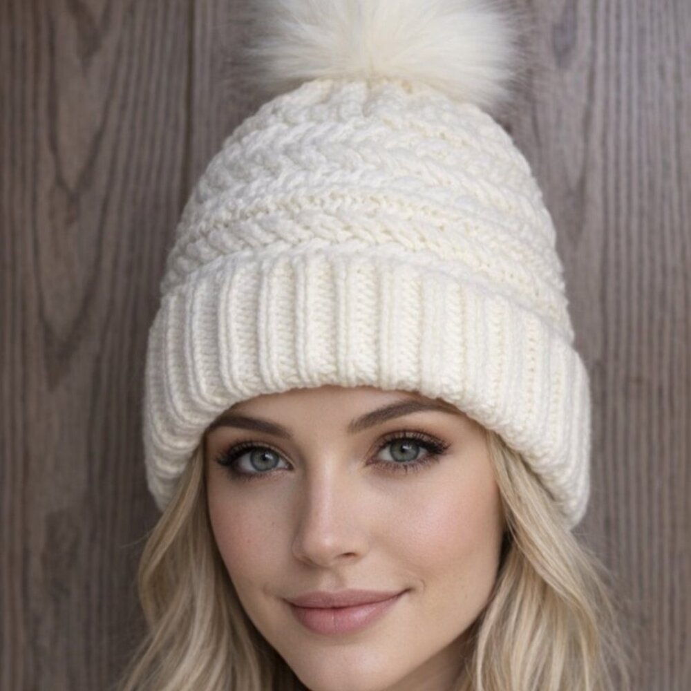 Treasure & Bond Cream Knit Beanie